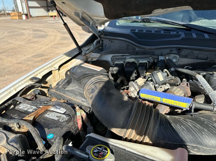 image for item EJ0182 2017 Ford F550 Super Duty XL SuperCab utility / service truck