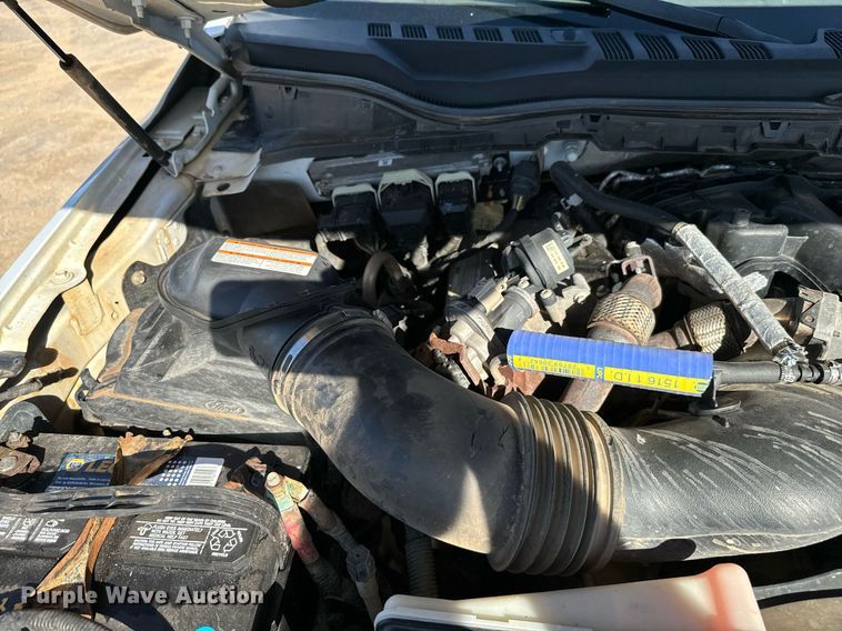 image for item EJ0182 2017 Ford F550 Super Duty XL SuperCab utility / service truck