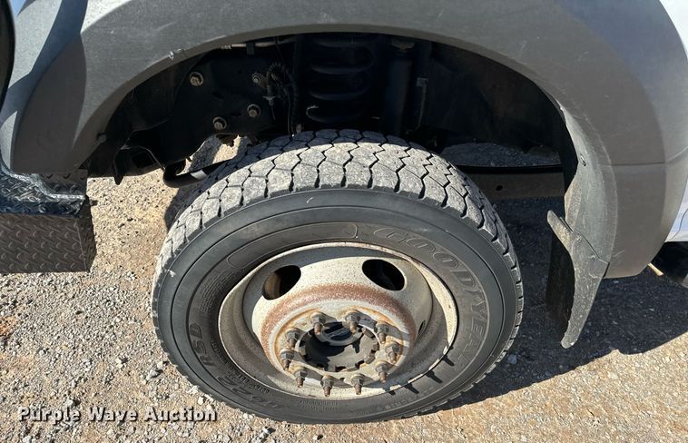 image for item EJ0182 2017 Ford F550 Super Duty XL SuperCab utility / service truck