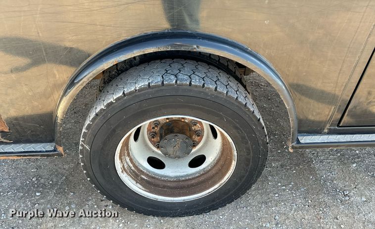 image for item EJ0182 2017 Ford F550 Super Duty XL SuperCab utility / service truck