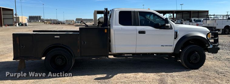 image for item EJ0186 2017 Ford F550 Super Duty SuperCab utility / service truck
