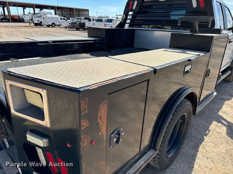 image for item EJ0186 2017 Ford F550 Super Duty SuperCab utility / service truck