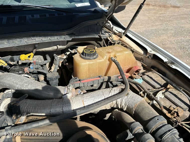 image for item EJ0186 2017 Ford F550 Super Duty SuperCab utility / service truck