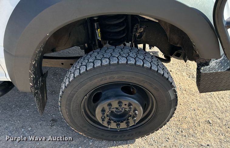 image for item EJ0186 2017 Ford F550 Super Duty SuperCab utility / service truck