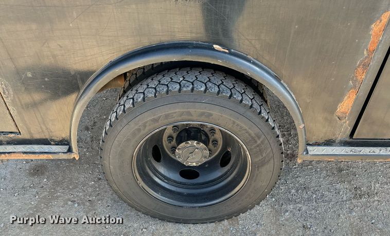 image for item EJ0186 2017 Ford F550 Super Duty SuperCab utility / service truck