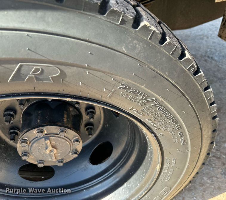 image for item EJ0186 2017 Ford F550 Super Duty SuperCab utility / service truck