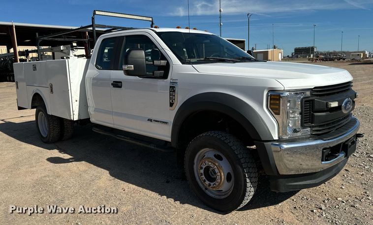 image for item EJ0187 2018 Ford F550 Super Duty SuperCab utility / service truck