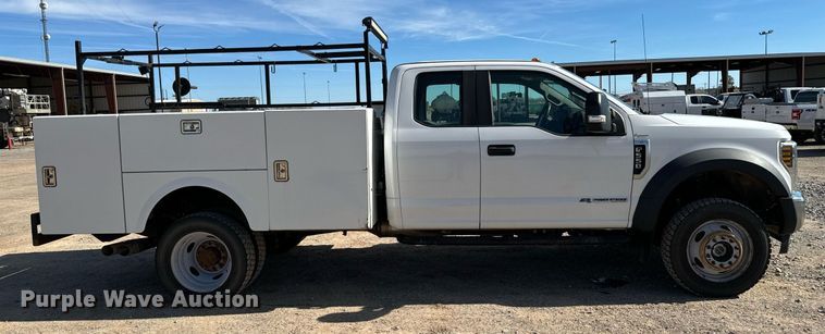 image for item EJ0187 2018 Ford F550 Super Duty SuperCab utility / service truck