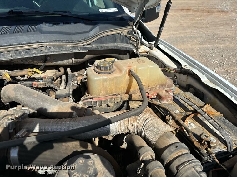 image for item EJ0187 2018 Ford F550 Super Duty SuperCab utility / service truck