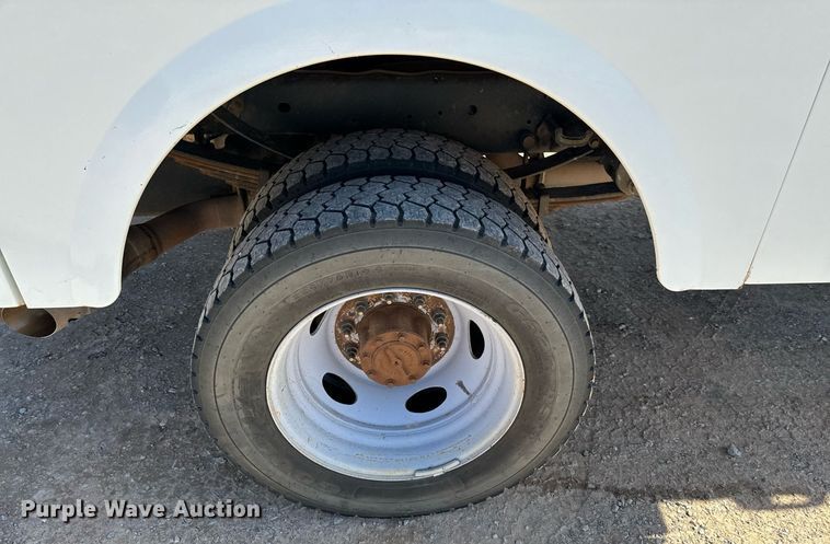 image for item EJ0187 2018 Ford F550 Super Duty SuperCab utility / service truck