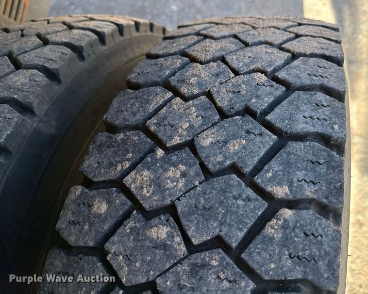 image for item EJ0187 2018 Ford F550 Super Duty SuperCab utility / service truck