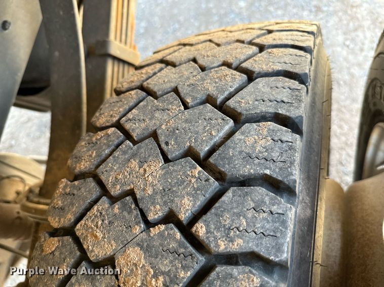 image for item EJ0187 2018 Ford F550 Super Duty SuperCab utility / service truck