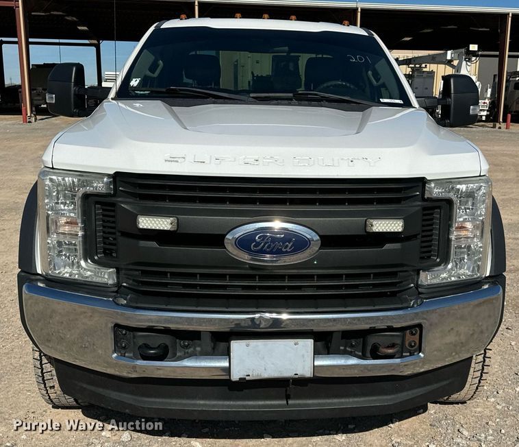 image for item EJ0188 2017 Ford F550 Super Duty SuperCab utility / service truck