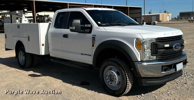 image for item EJ0188 2017 Ford F550 Super Duty SuperCab utility / service truck