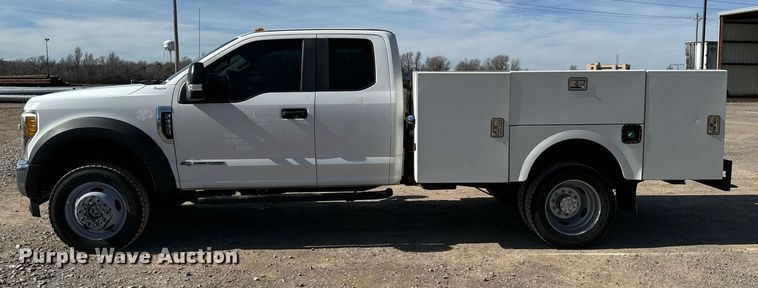 image for item EJ0188 2017 Ford F550 Super Duty SuperCab utility / service truck