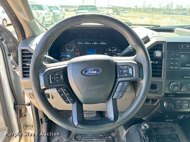 image for item EJ0188 2017 Ford F550 Super Duty SuperCab utility / service truck