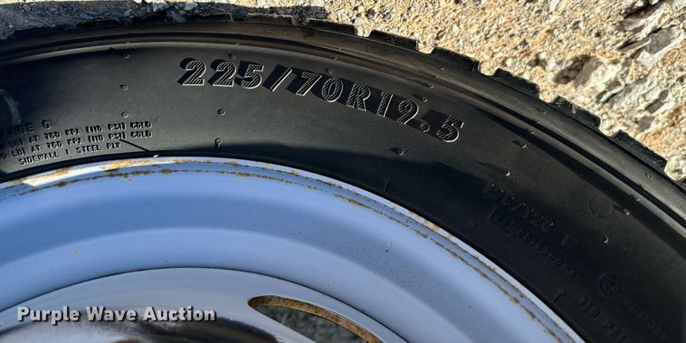 image for item EJ0188 2017 Ford F550 Super Duty SuperCab utility / service truck