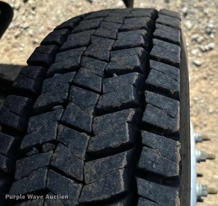 image for item EJ0188 2017 Ford F550 Super Duty SuperCab utility / service truck