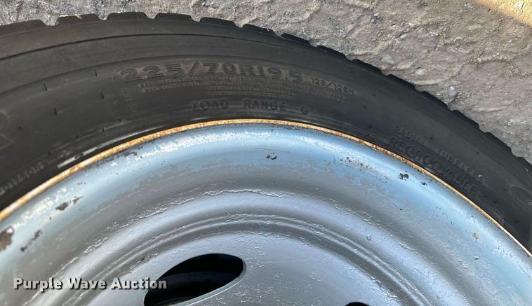 image for item EJ0188 2017 Ford F550 Super Duty SuperCab utility / service truck