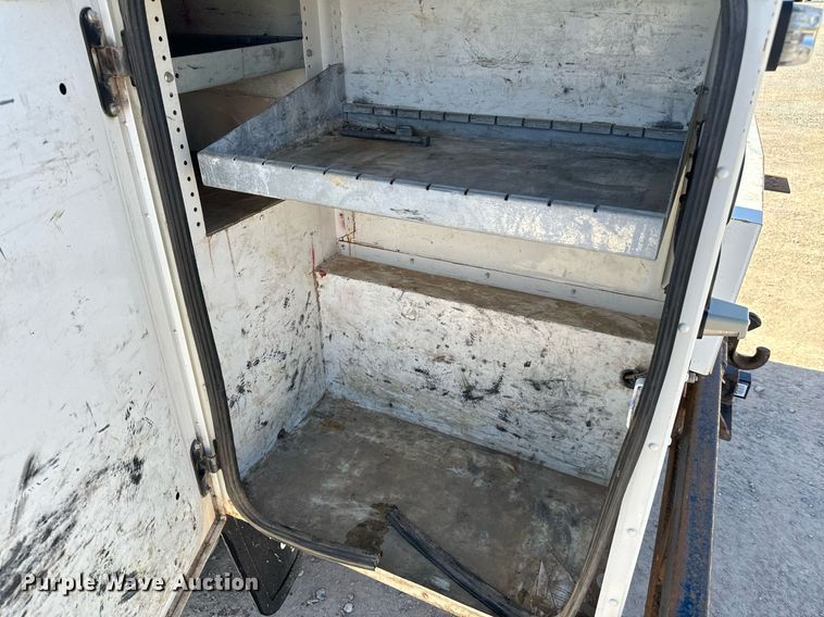 image for item EJ0191 2017 Ford F550 Super Duty SuperCab utility / service truck