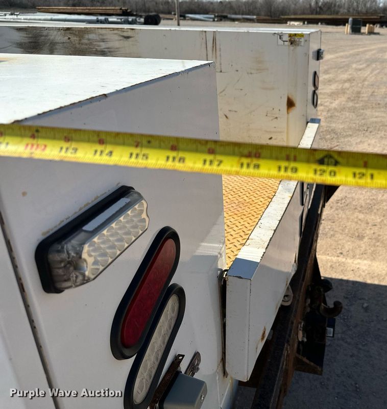 image for item EJ0191 2017 Ford F550 Super Duty SuperCab utility / service truck