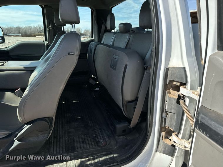 image for item EJ0191 2017 Ford F550 Super Duty SuperCab utility / service truck