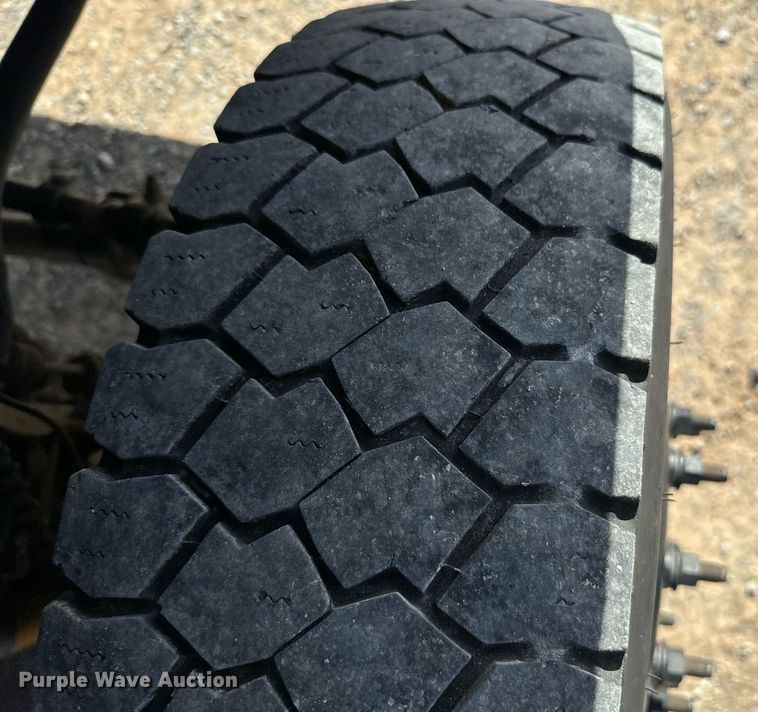 image for item EJ0191 2017 Ford F550 Super Duty SuperCab utility / service truck