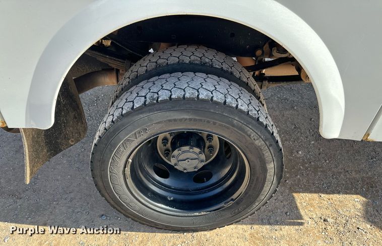 image for item EJ0191 2017 Ford F550 Super Duty SuperCab utility / service truck