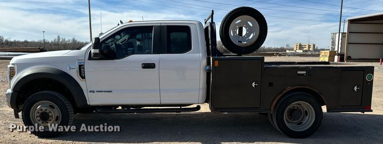 image for item EJ0193 2018 Ford F550 Super Duty SuperCab utility / service truck