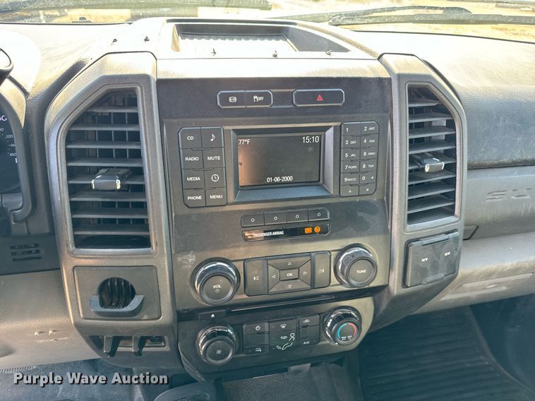 image for item EJ0193 2018 Ford F550 Super Duty SuperCab utility / service truck