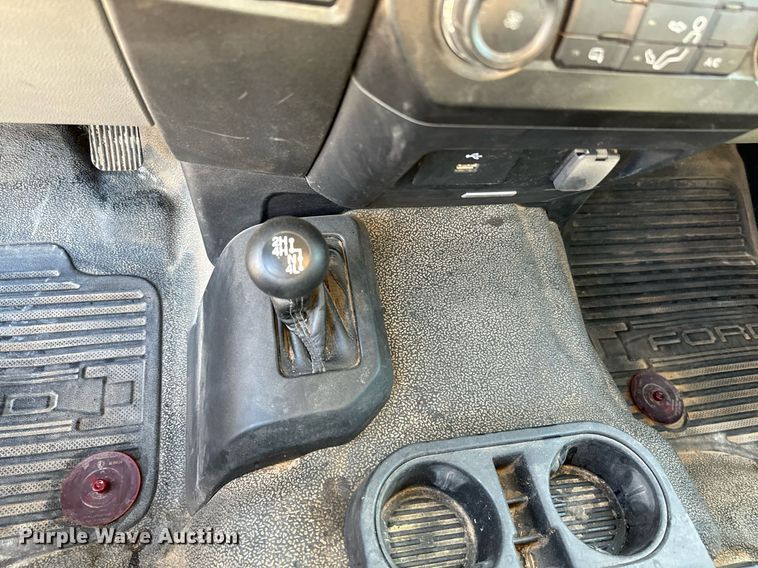 image for item EJ0193 2018 Ford F550 Super Duty SuperCab utility / service truck