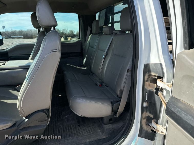 image for item EJ0193 2018 Ford F550 Super Duty SuperCab utility / service truck