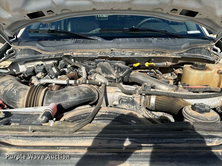 image for item EJ0193 2018 Ford F550 Super Duty SuperCab utility / service truck