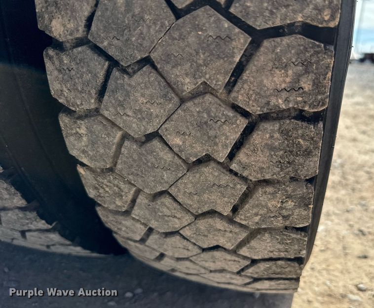 image for item EJ0193 2018 Ford F550 Super Duty SuperCab utility / service truck