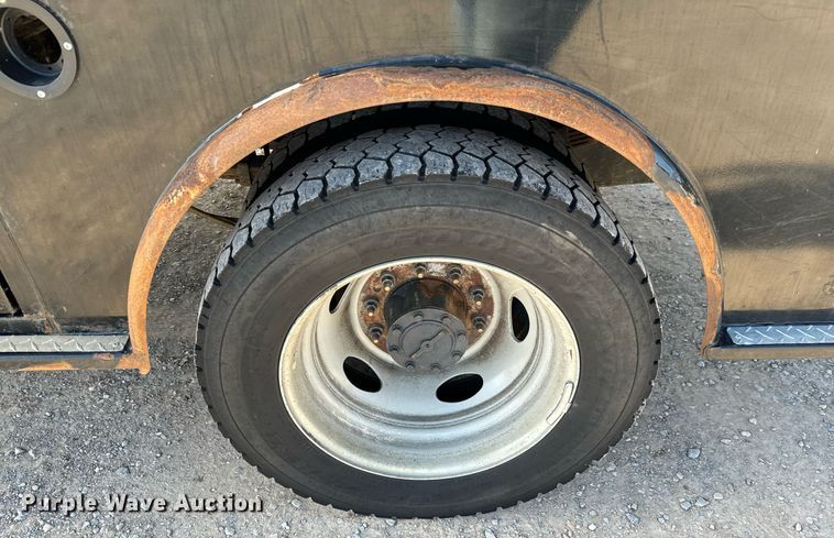 image for item EJ0193 2018 Ford F550 Super Duty SuperCab utility / service truck