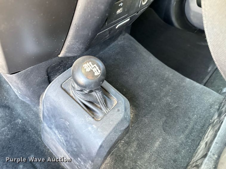 image for item EJ0196 2017 Ford F550 Super Duty bucket truck