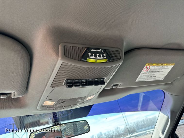 image for item EJ0196 2017 Ford F550 Super Duty bucket truck