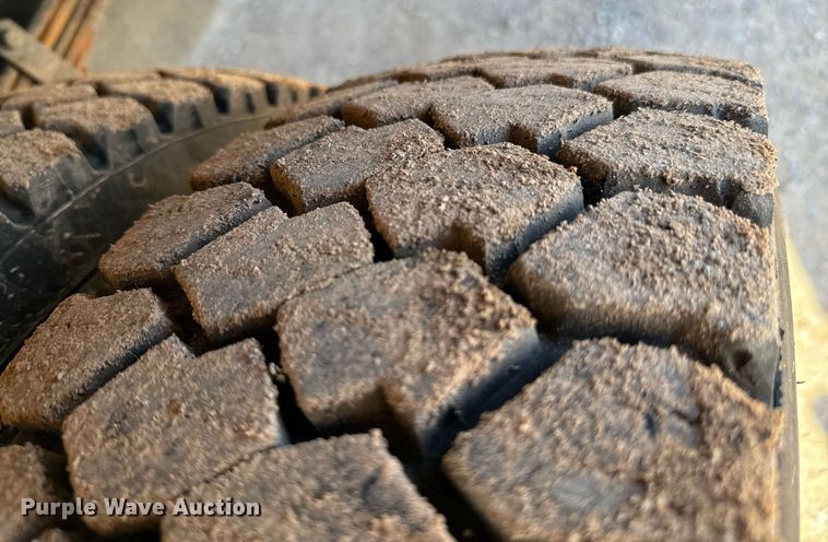 image for item EJ0196 2017 Ford F550 Super Duty bucket truck