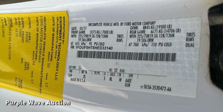 image for item EJ0196 2017 Ford F550 Super Duty bucket truck