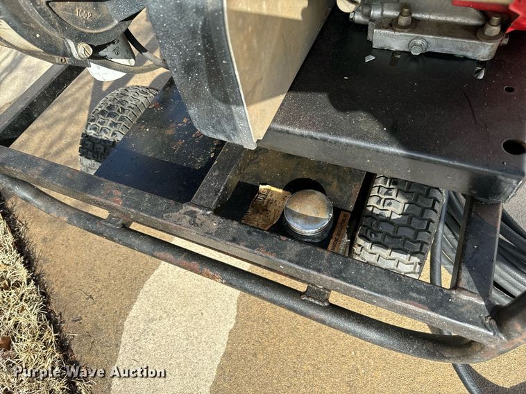 image for item EJ0207 Simpson Water Shotgun 3000 pressure washer