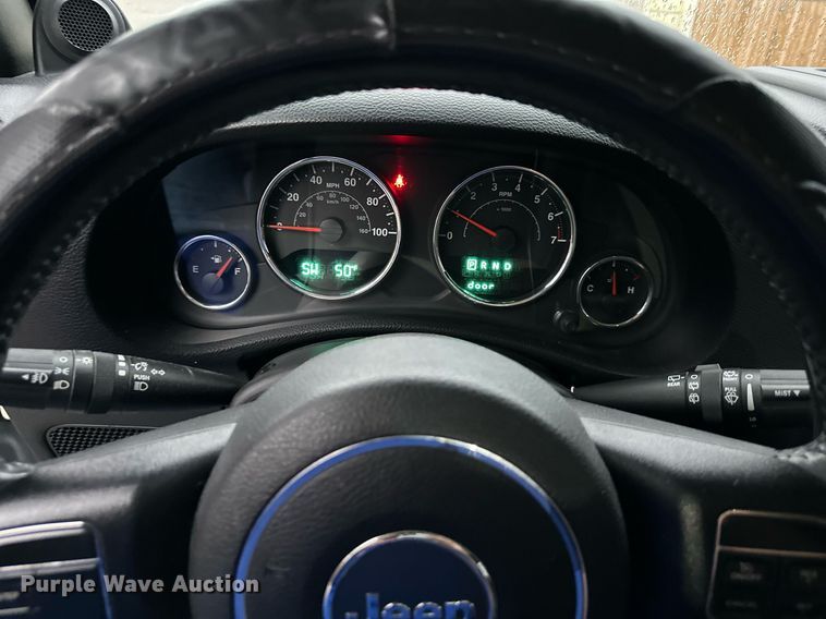 image for item EJ6839 2012 Jeep Wrangler Unlimited SUV