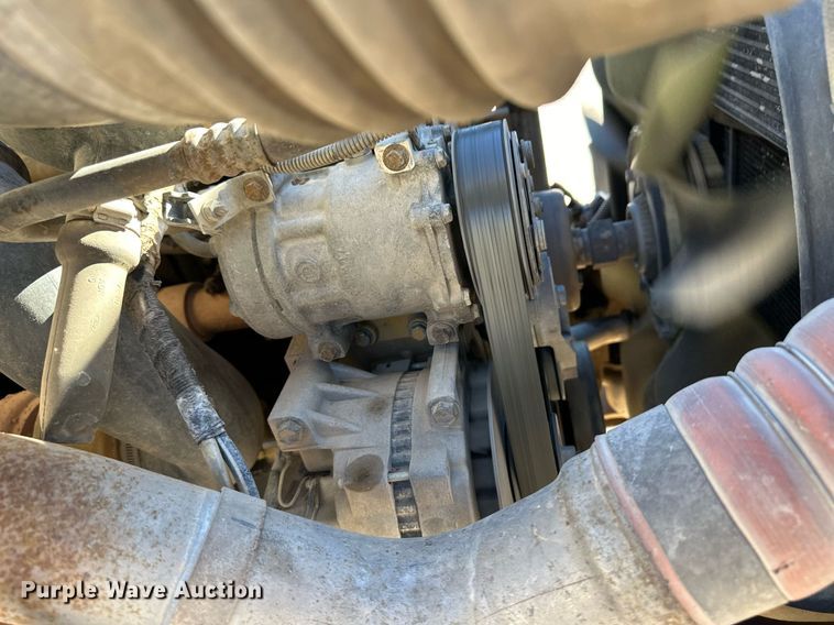 image for item EK9955 2007 Ford F750 Super Duty truck cab and chassis