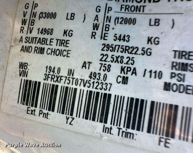 image for item EK9955 2007 Ford F750 Super Duty truck cab and chassis