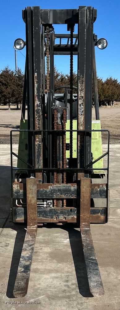 image for item EK9986 Clark GCX25E forklift