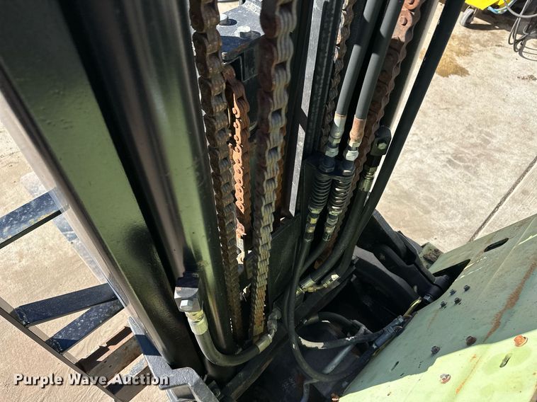 image for item EK9986 Clark GCX25E forklift