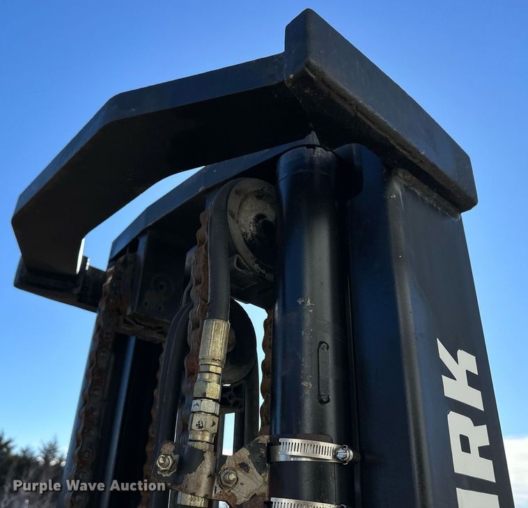 image for item EK9986 Clark GCX25E forklift