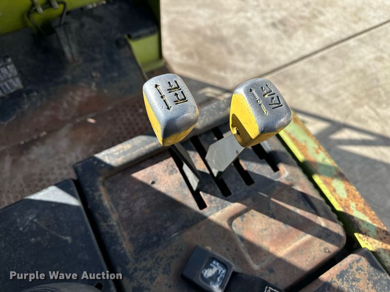 image for item EK9986 Clark GCX25E forklift