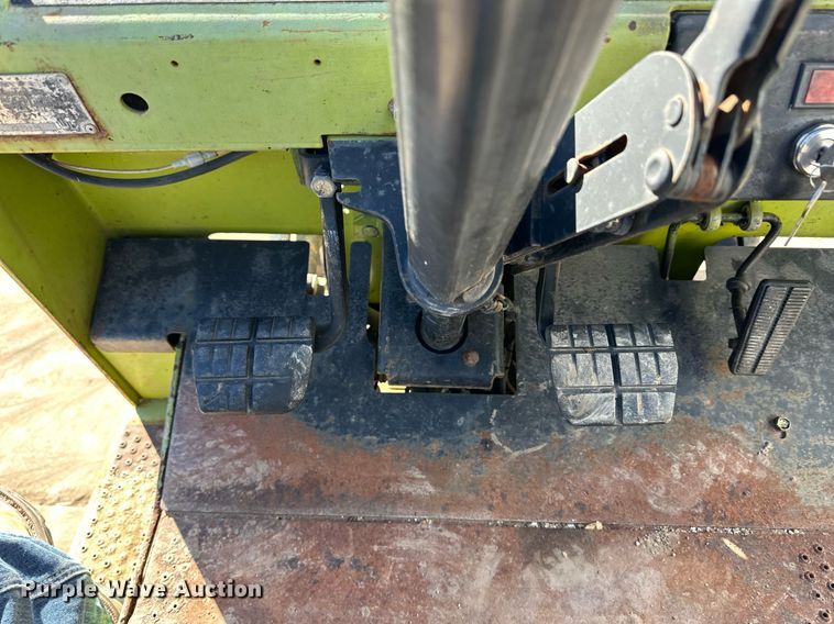 image for item EK9986 Clark GCX25E forklift