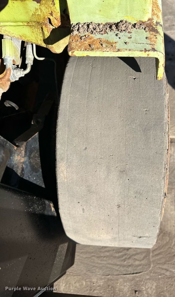 image for item EK9986 Clark GCX25E forklift