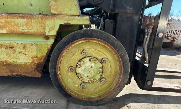 image for item EK9986 Clark GCX25E forklift